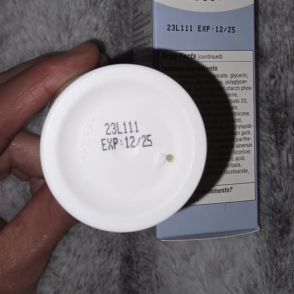 NWT First Aid beauty ultra repair face moisturizer w/sunscreen spf30‎ brand new